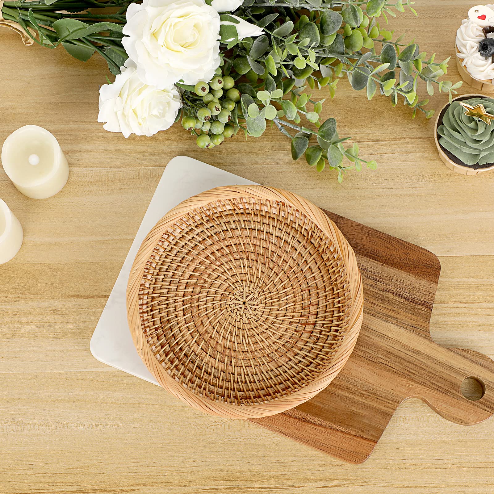 Hipiwe Set of 3 Woven Wicker Storage Baskets - Round Rattan Serving Trays for Keys, Wallet & Cell Phone | Entryway Organizer, Fruit & Snack Bowl | Home Decor for Living Room, Bedroom & Kitchen