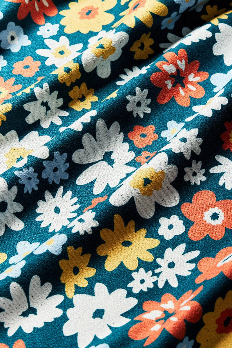 Nomadix Original Quick-Dry Travel Towel - Lightweight & Absorbent Spring Flowers Design - Perfect for Beach, Yoga, Gym & Outdoor Adventures