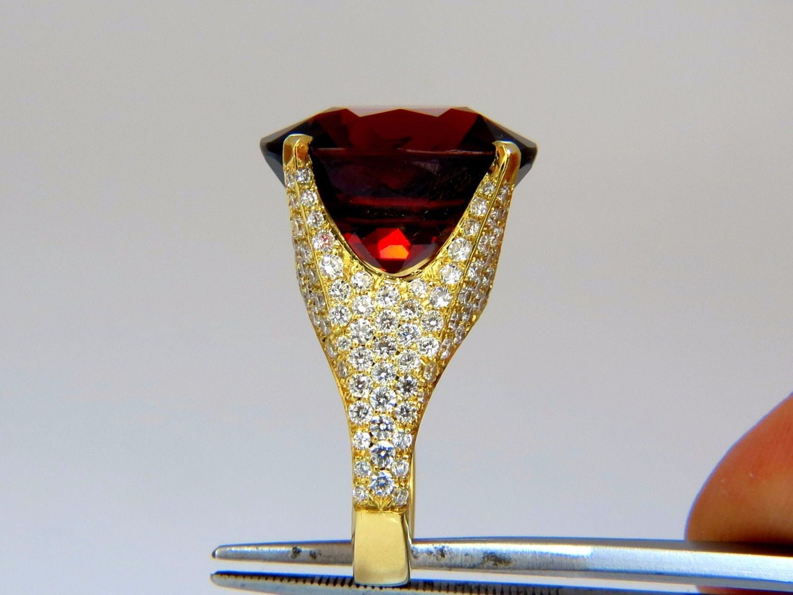 26.31ct GIA Certified Natural Red Spessartite Garnet & Diamond 18K Gold Ring - Elegant Raised Crown Design for Weddings, Anniversaries & Special Occasions
