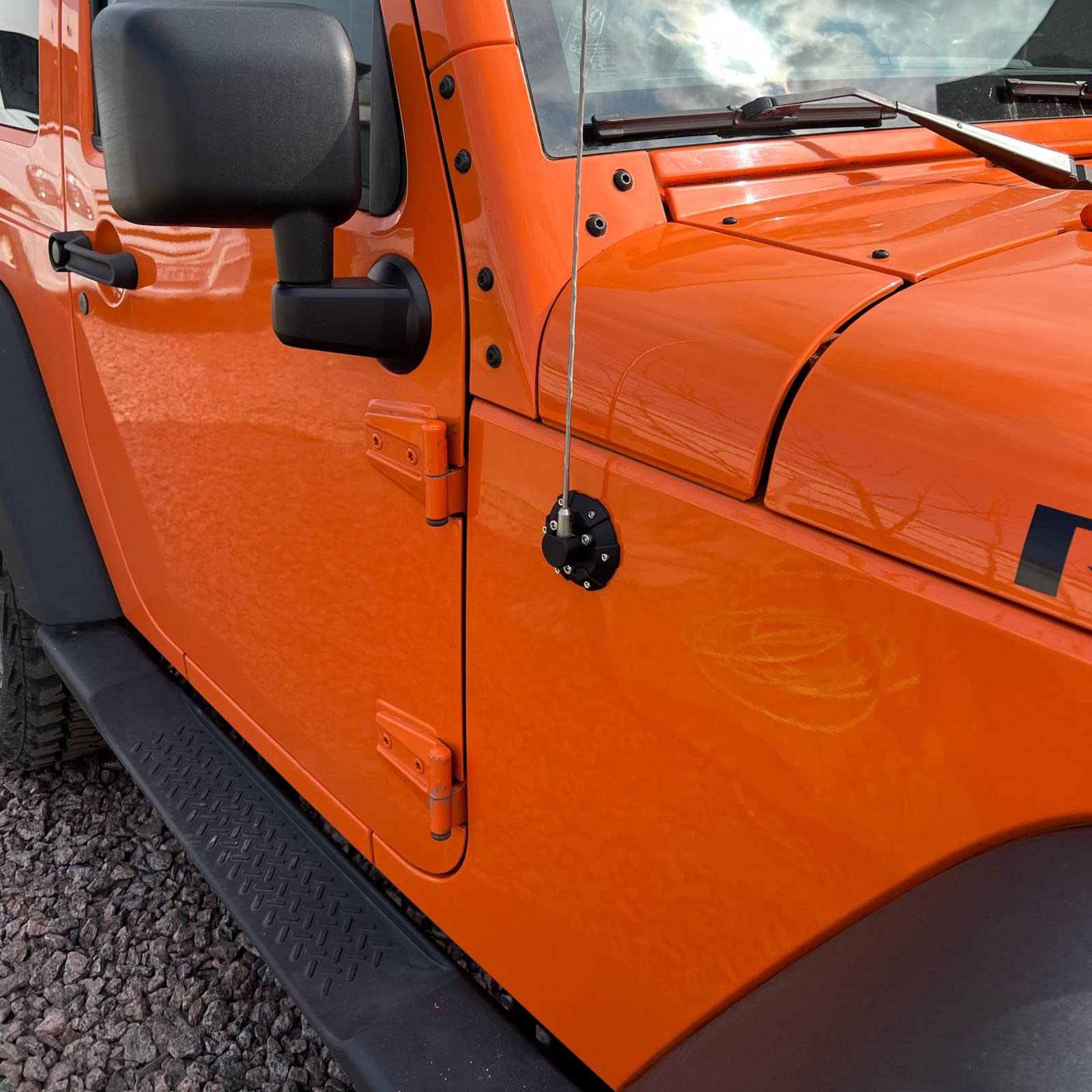 Jeep Wrangler JK JL JLU JT Antenna Base Cover (2007-2021) - Durable Aerial Bottom Protector for Rubicon, Sahara & Sport Models | Weatherproof Car Accessory for Off-Roading & Daily Driving