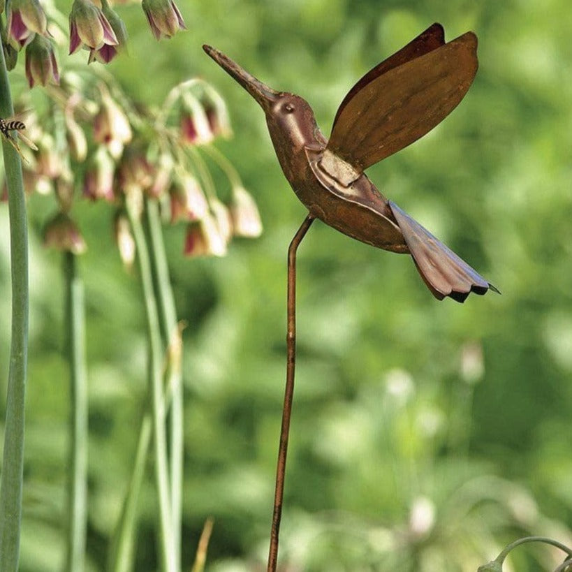 Beautiful Hummingbird Garden Stake - Handcrafted Metal Yard Decor for Outdoor Gardens, Patios & Flower Beds - Attracts Hummingbirds to Your Backyard Oasis