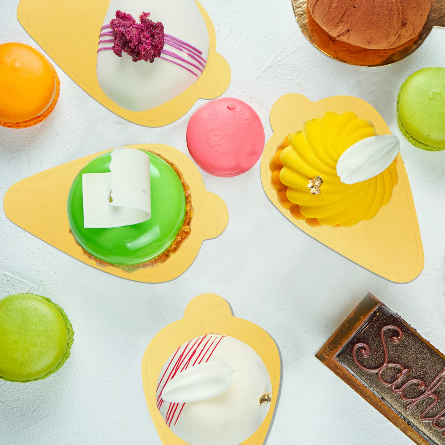 200 Pcs Mini Cake Boards - Leaf Shaped Mousse Cake Bases, Cupcake Dessert Display Trays, Cardboard Pastry Stands for Valentine's Day, Christmas, Birthday Parties | Perfect for Wedding, Baby Shower & Holiday Baking Decorations
