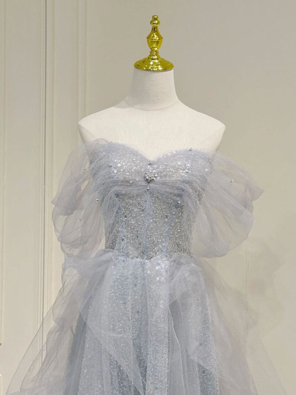 Elegant A-Line Sweetheart Neck Sequin Gray Long Prom Dress | Formal Evening Gown for Homecoming, Ball & Special Occasions
