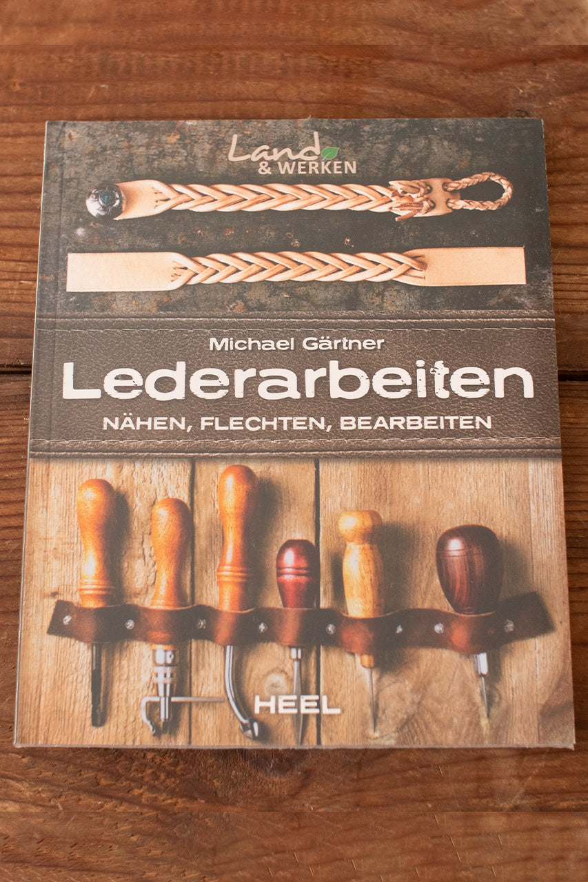 Leatherwork Book - Step-by-Step Guide for Beginners & Advanced Crafters | DIY Leather Crafting Projects for Wallets, Belts & Bags | Perfect for Hobbyists & Artisans