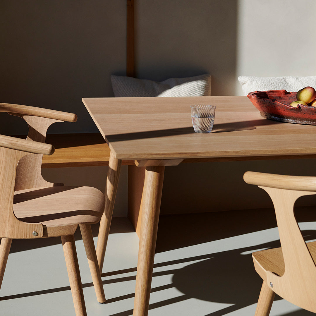 SK1 Modern Dining Chair - Mid-Century Style Wooden Chair for Kitchen, Dining Room & Office - Comfortable & Sturdy Design for Home & Restaurant Use