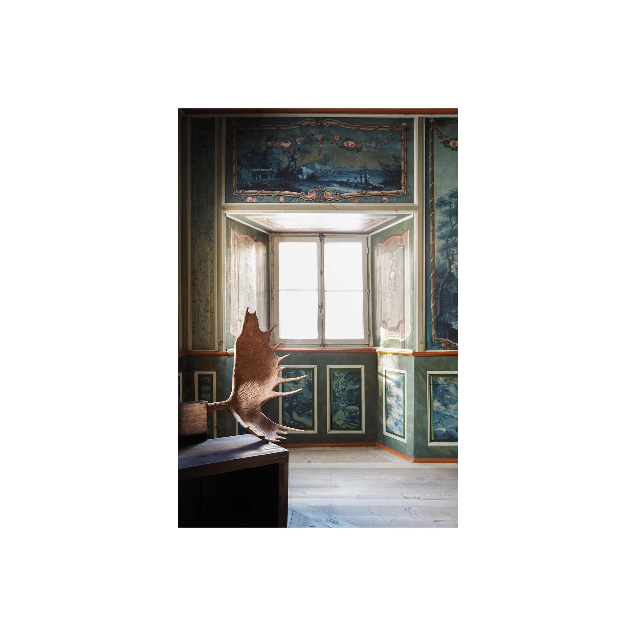 In Focus: Stunning Photography Coffee Table Book for Home Decor, Gifts & Inspiration | Perfect for Living Rooms, Offices & Coffee Shops