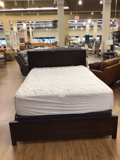 Dark Wood Queen Bed Frame - Sturdy & Elegant Platform Bed with Headboard - Perfect for Master Bedrooms, Guest Rooms & Modern Home Decor