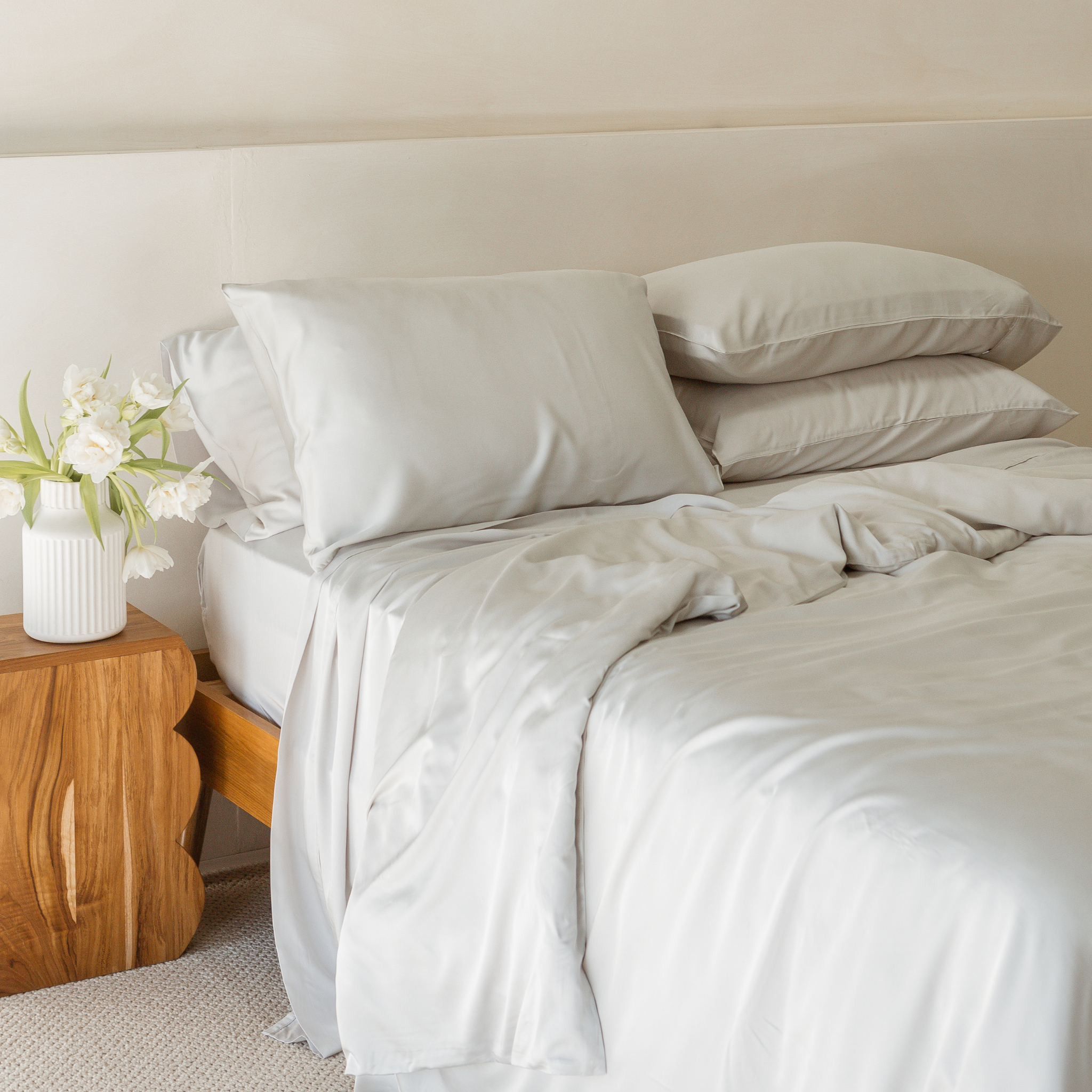 Premium Bamboo Quilt Cover Set - Soft & Breathable Silver Gray Bedding for All Seasons | Perfect for Master Bedroom, Guest Room & Vacation Homes