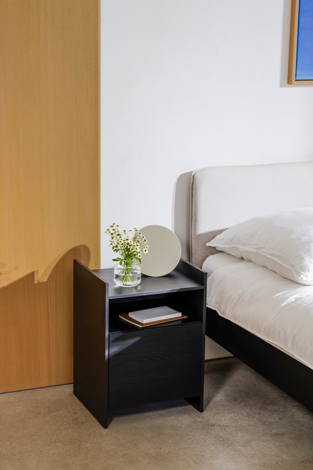 Modern Nightstand with Storage - Wooden Bedside Table for Bedroom, Living Room & Office - Compact End Table with Drawer & Shelf for Small Spaces
