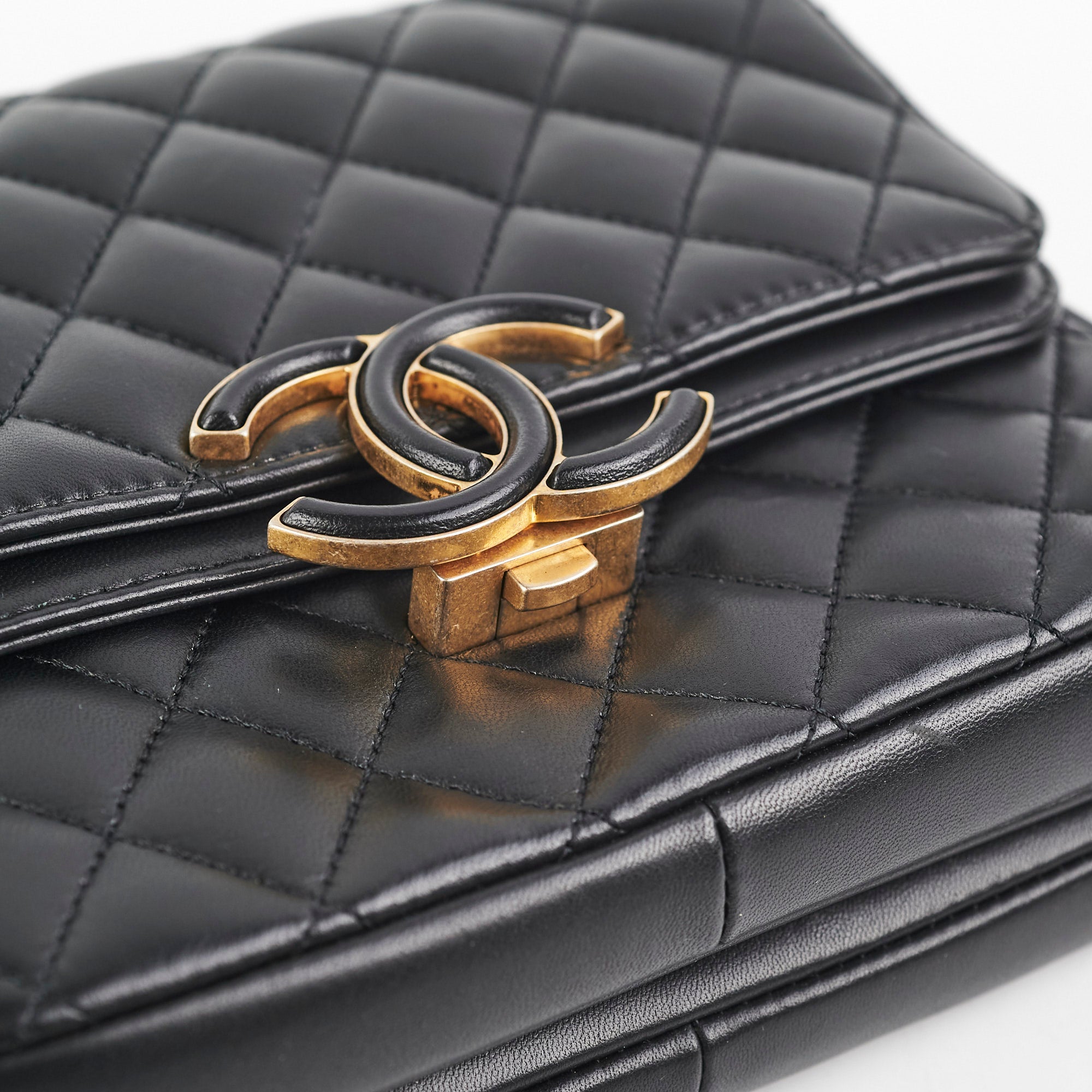 Chanel Mini Flap Bag 19A Black Lambskin Leather Crossbody Purse for Women | Luxury Designer Handbag for Evening Parties & Date Nights