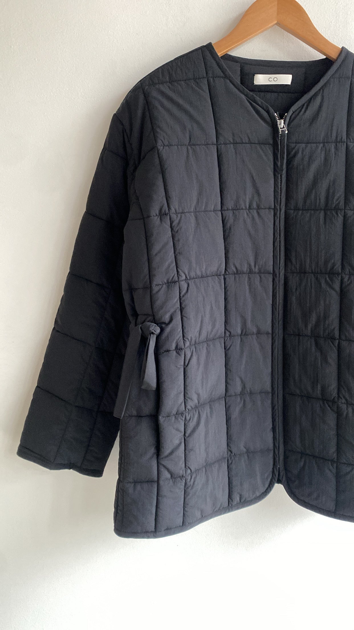 CO Quilted Black Zip Jacket - Stylish Lightweight Puffer Jacket for Women | Perfect for Fall, Winter & Outdoor Activities