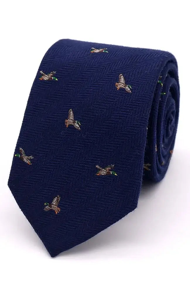 Premium LA Smith Country & Hobby Herringbone Pattern Silk Necktie for Men - Perfect for Weddings, Business Meetings & Formal Occasions