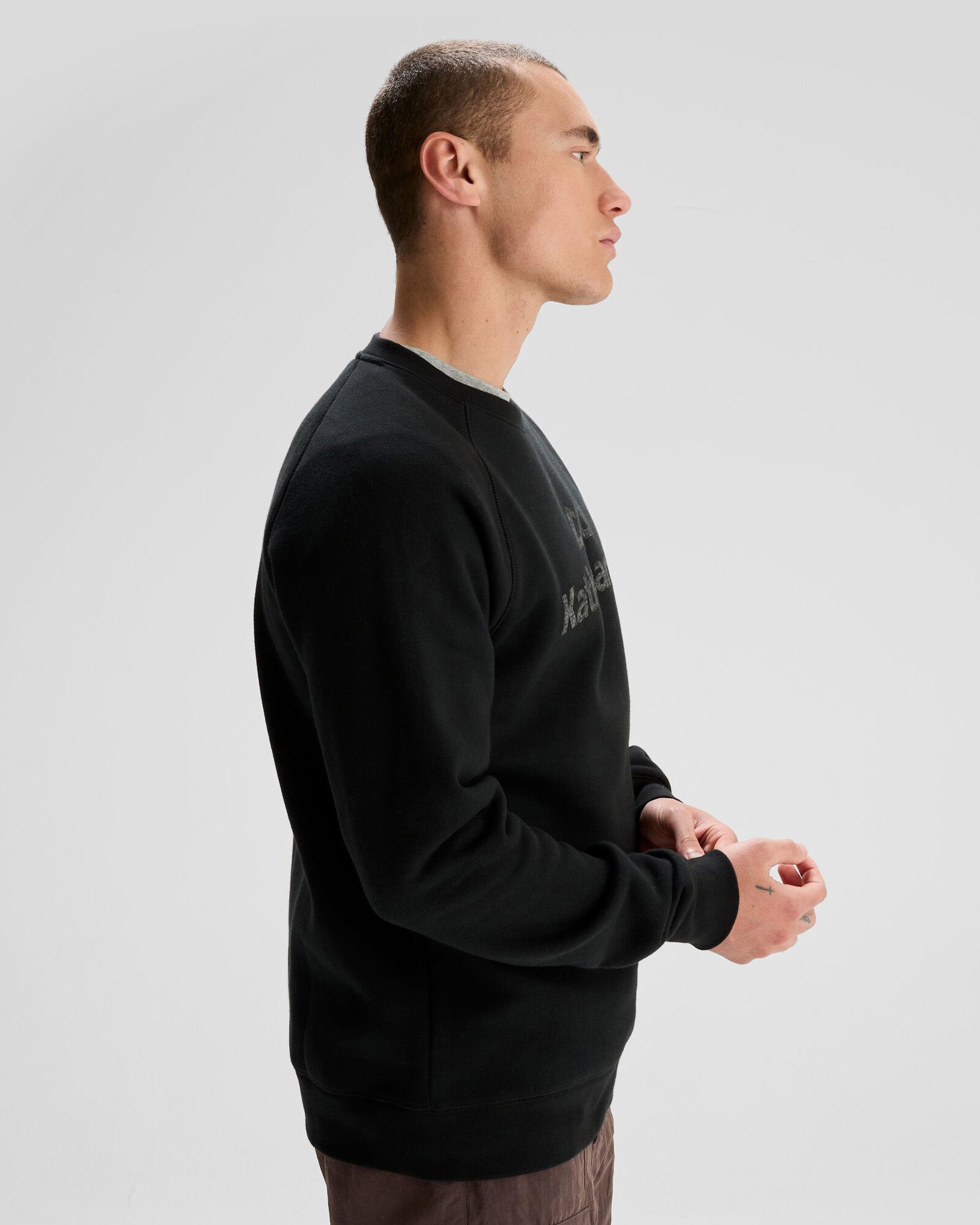Men's Kathmandu Logo Crew Sweater - Black | Warm Casual Pullover for Outdoor Adventures & Everyday Wear