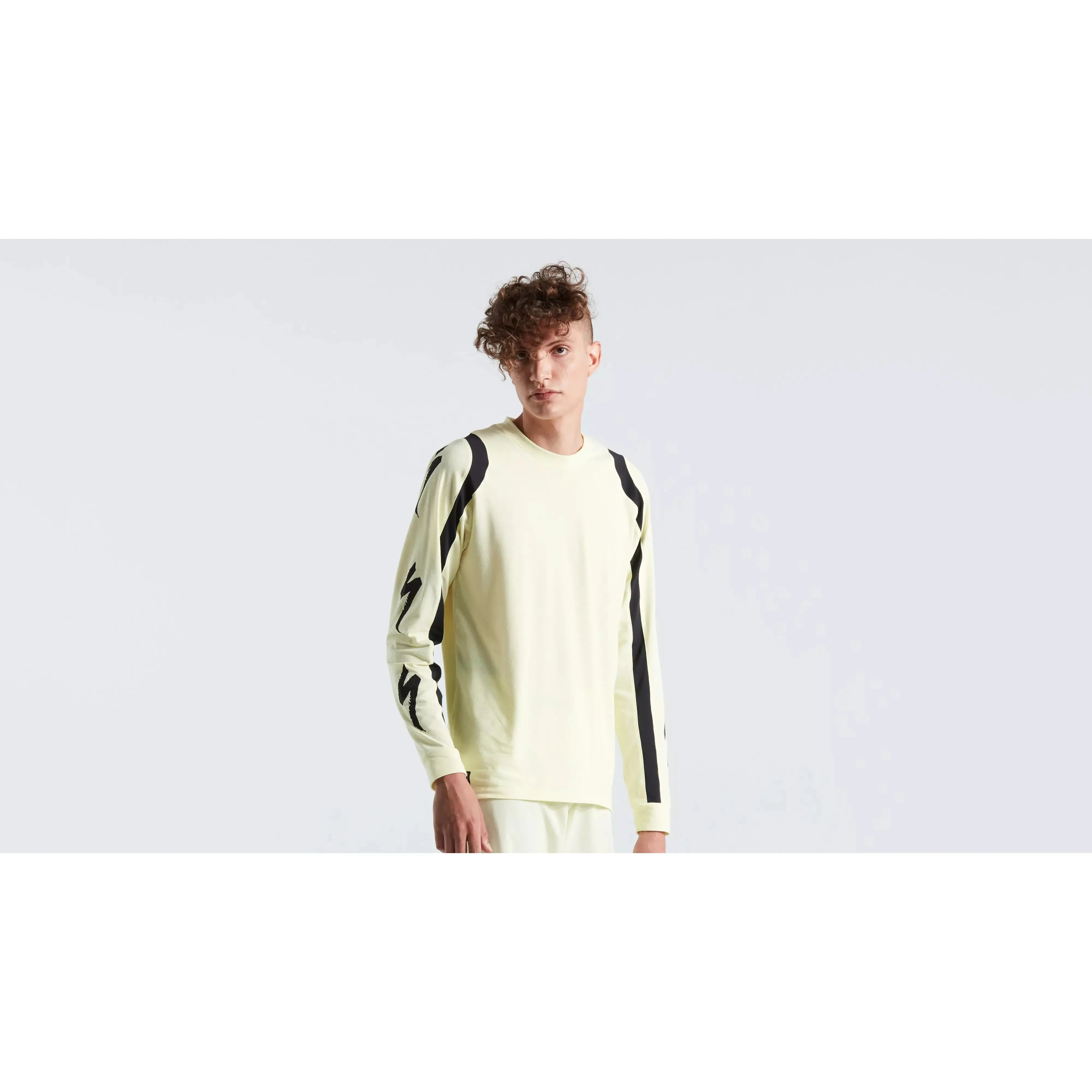 Specialized Men's Butter Trail Long Sleeve MTB Jersey - Breathable & Comfortable Cycling Shirt for Mountain Biking & Gravity Riding - Perfect for Trail Adventures & Enduro Racing