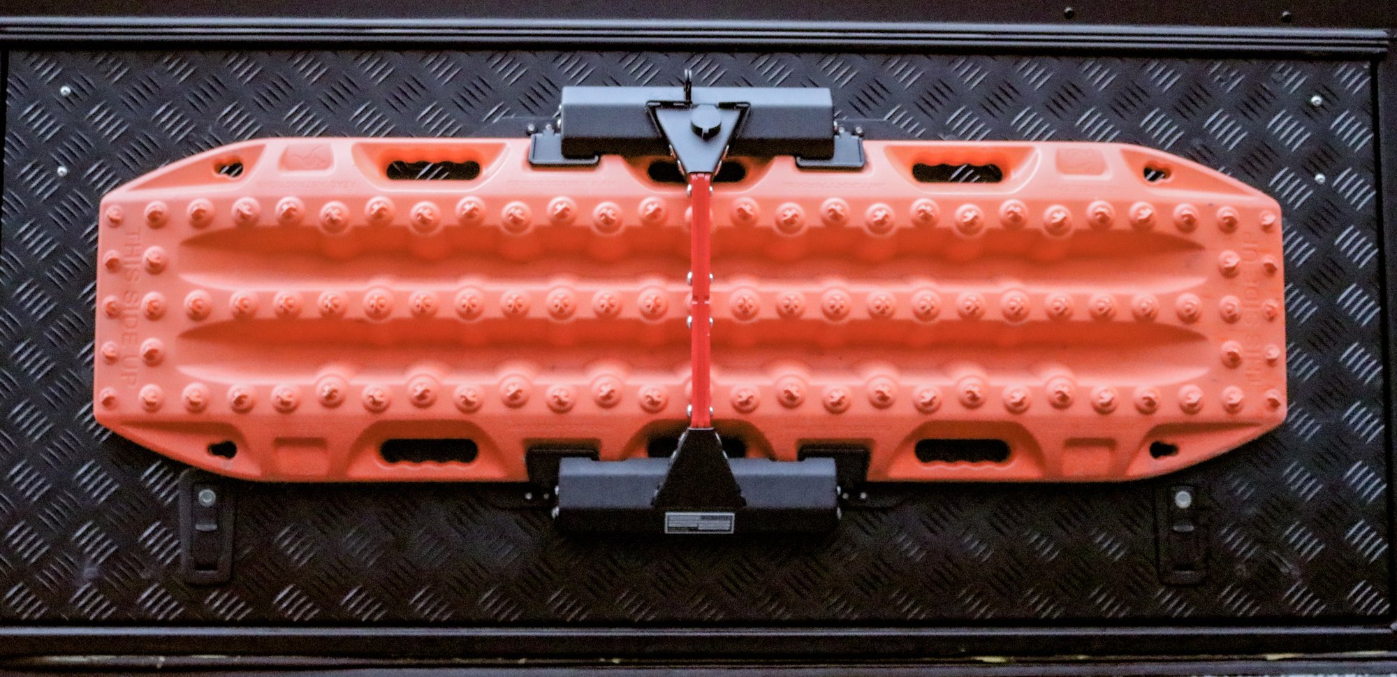 Expedition Essentials Recovery Board Quick Mount (Maxtrax Mount) for Maxtrax MKII - 4 Boards - Off-Road Vehicle Recovery Accessories for Jeep, Truck & SUV Adventures