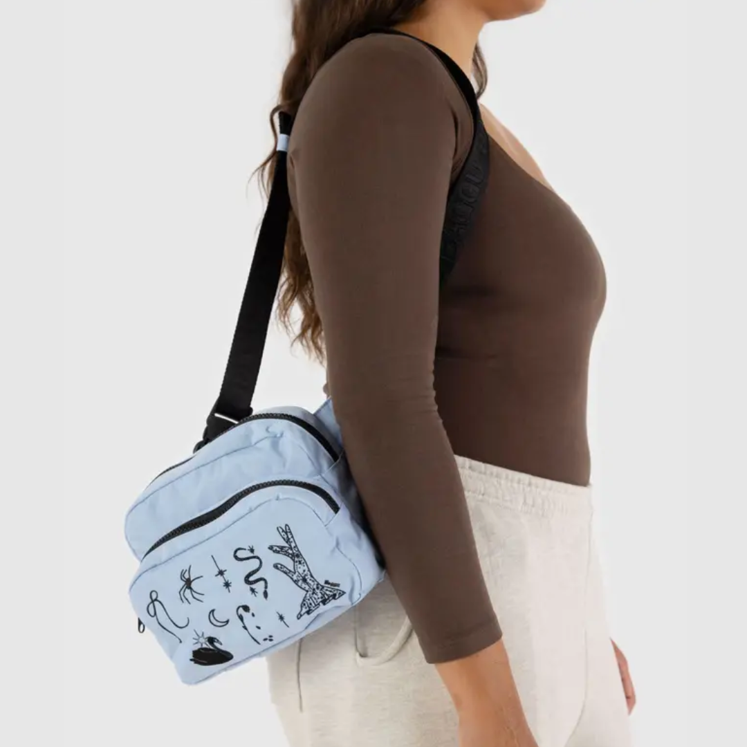 BAGGU Embroidered Ballet Fanny Pack - Stylish Waist Bag for Dance, Travel & Everyday Use