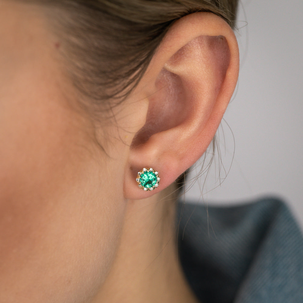 0.84 Carat Lab-Created Emerald & Diamond Stud Earrings in 9K Yellow Gold - Elegant Gift for Women, Perfect for Weddings & Special Occasions