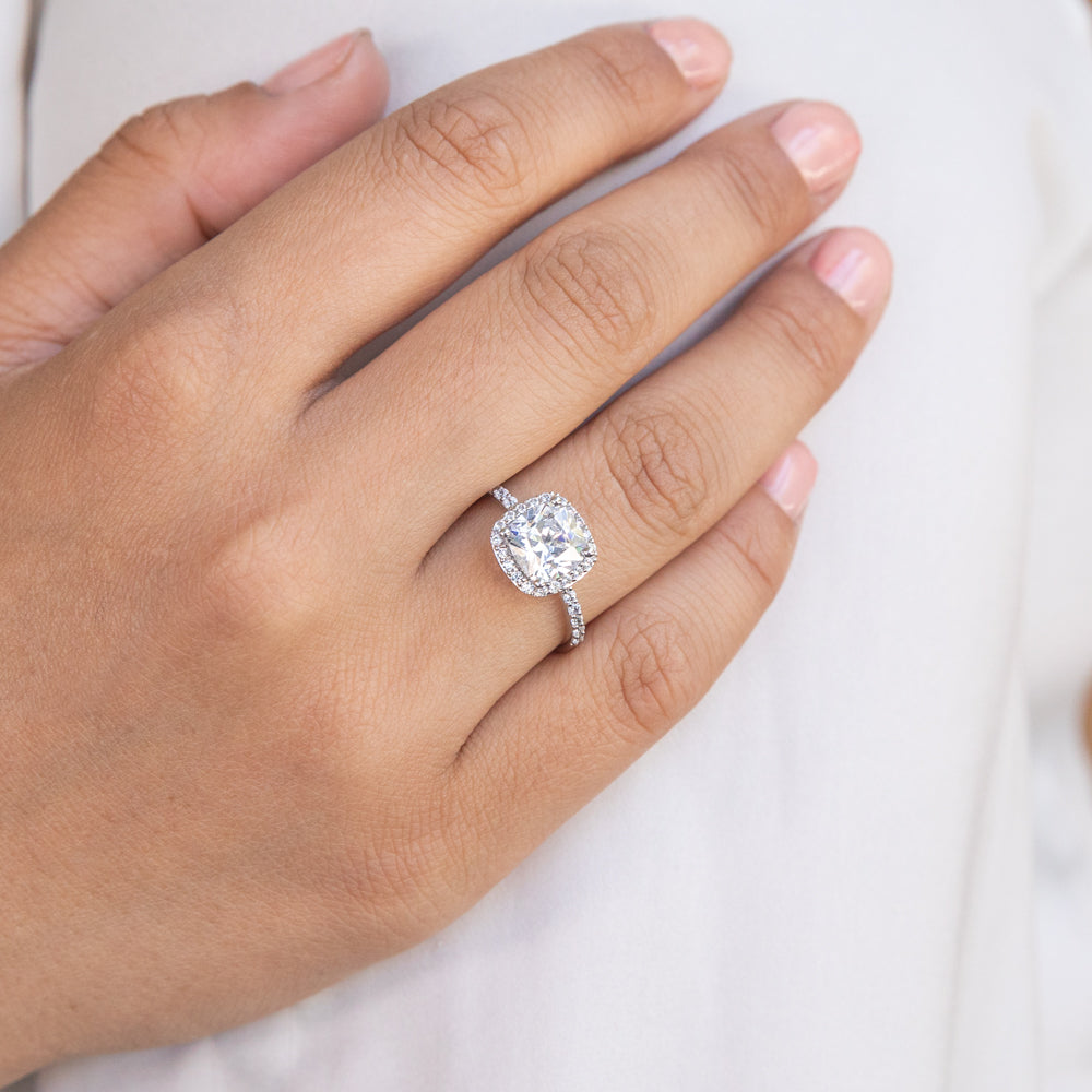 9ct White Gold 8mm Cushion Cut Cubic Zirconia Halo Engagement Ring - Perfect for Proposals, Anniversaries & Special Occasions