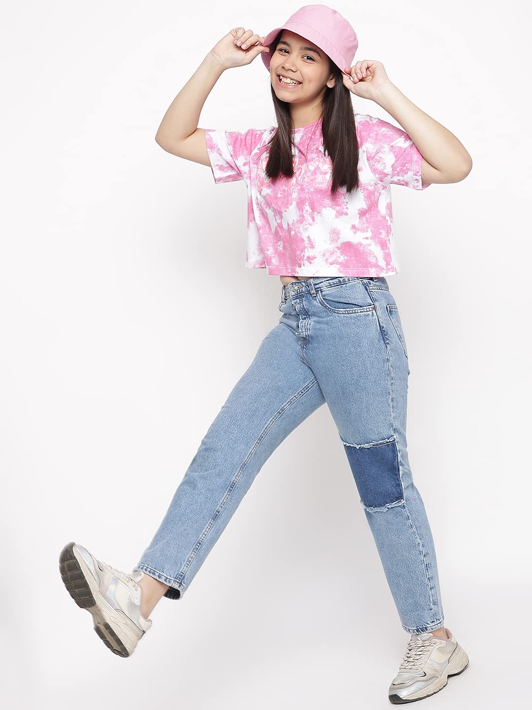 Li'l Tomatoes Girls' Printed Regular Fit T-Shirt - Cute Casual Cotton Top for School, Playdates & Everyday Wear