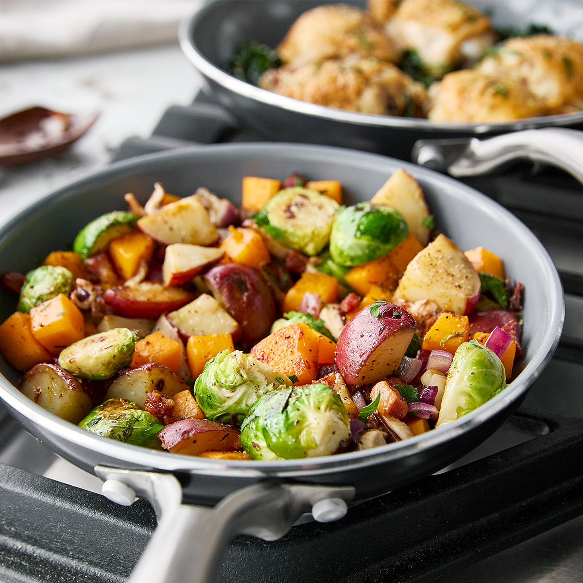 Premium Swift Ceramic Nonstick 12-Piece Cookware Set - Non-Toxic, PFOA-Free, Oven & Dishwasher Safe - Perfect for Frying, Sautéing & Everyday Cooking
