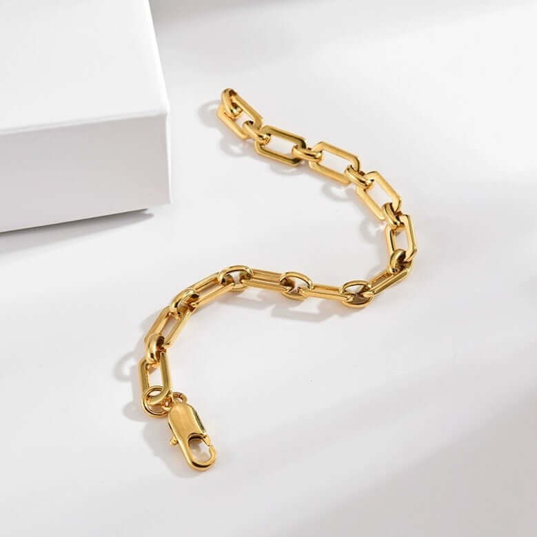 18K Gold Oval Link Chain Bracelet for Women - Elegant Luxury Jewelry Gift for Birthday, Anniversary & Special Occasions | QT2008