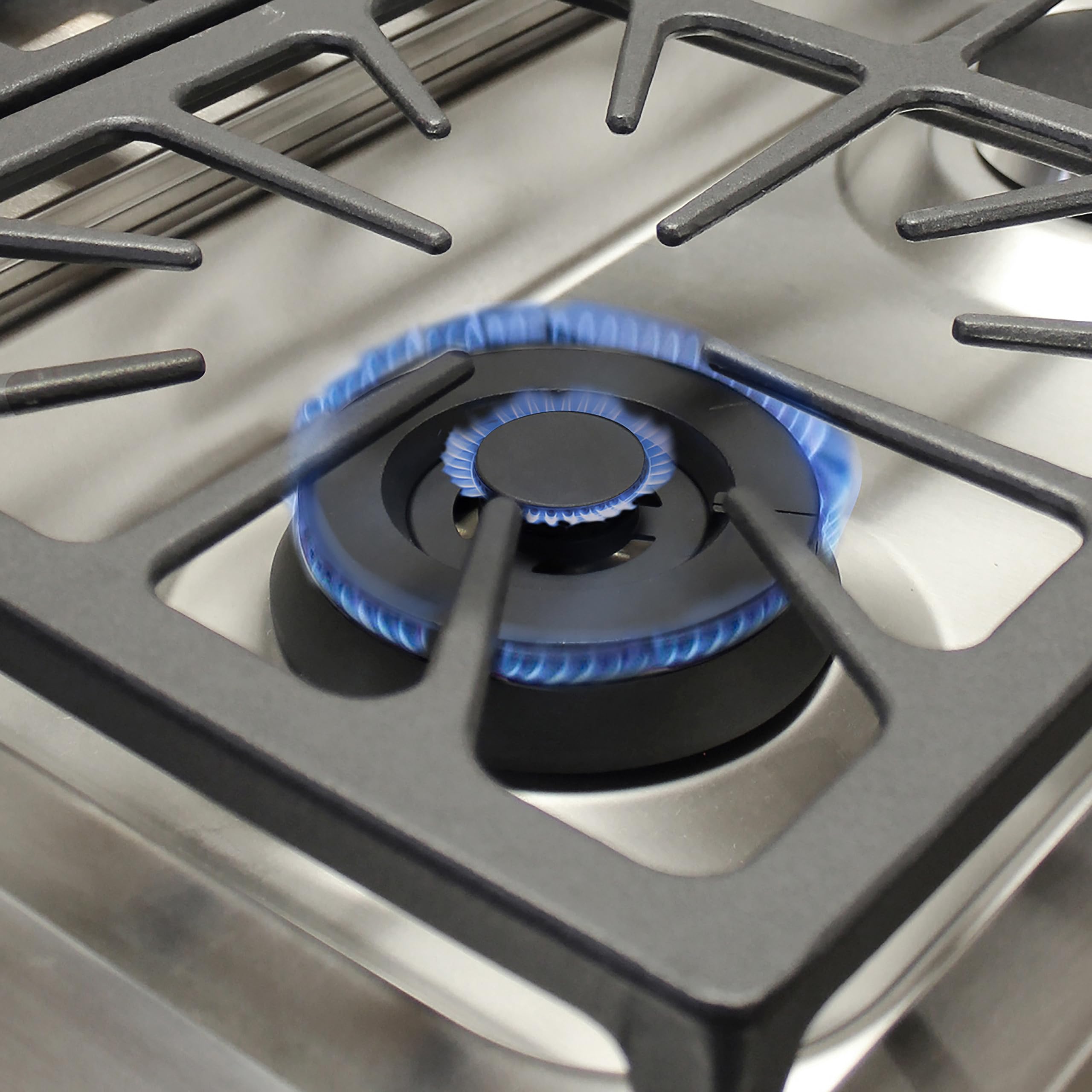 30-Inch DE300GRTSS Freestanding Gas Range with 4 Burner Cooktop, Porcelain Convection Oven & Broil Function - Continuous Stainless Steel Grates & Metallic Finish for Modern Kitchens | Perfect for Baking, Roasting & Family Cooking