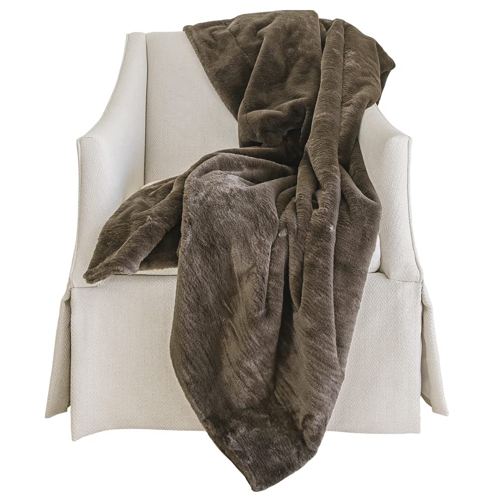 **Minky Designs Super Soft Minky Blanket - Ultra Plush & Cozy Throw for Adults, Kids & Teens - Warm Fleece Blanket in Chocolate Malt - Perfect for Bed, Couch & Travel**