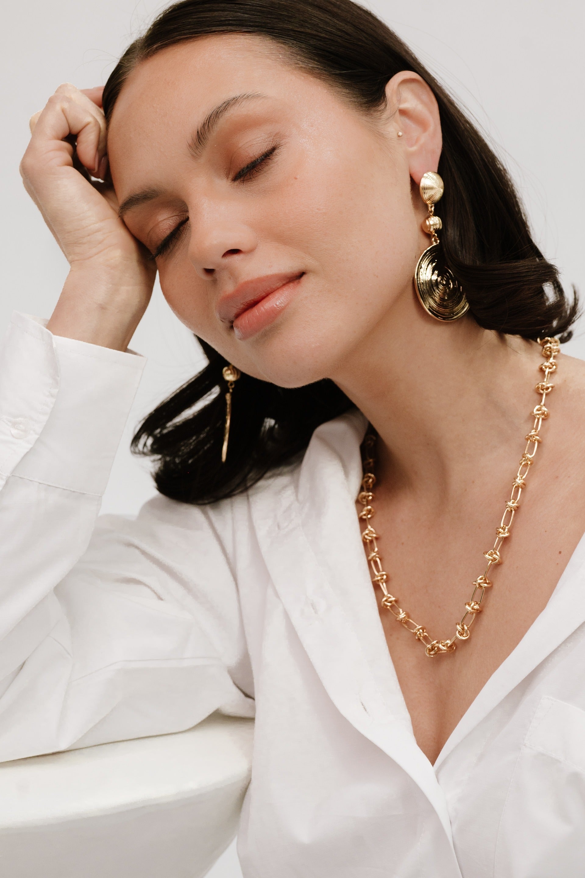 18k Gold Plated Knotted Chain Necklace for Women - Elegant Layering Piece for Everyday Wear & Special Occasions