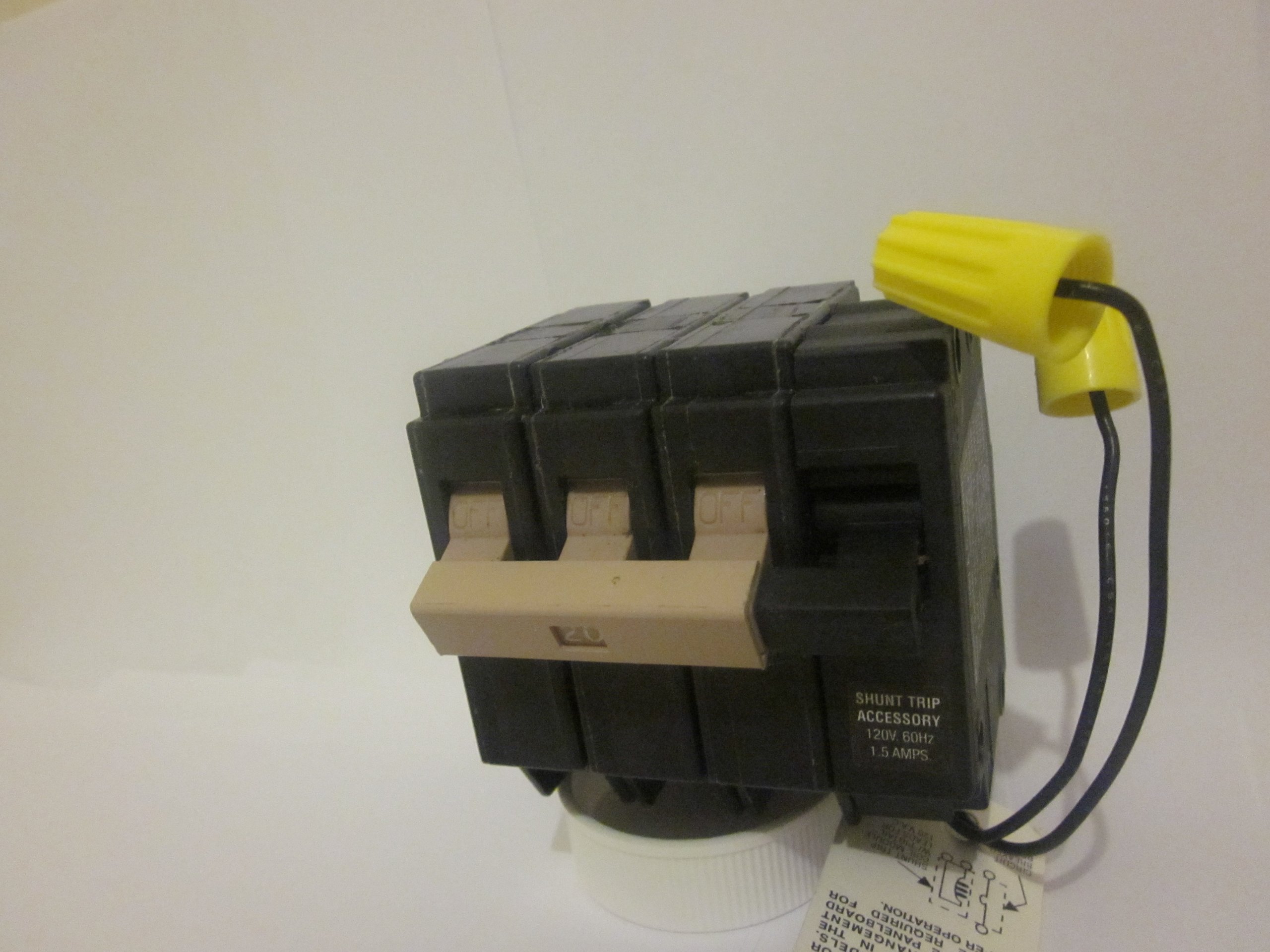 Eaton Cutler Hammer CH315ST 3 Pole 15A Shunt Trip Circuit Breaker - Commercial & Industrial Electrical Panel Protection for Safety Systems