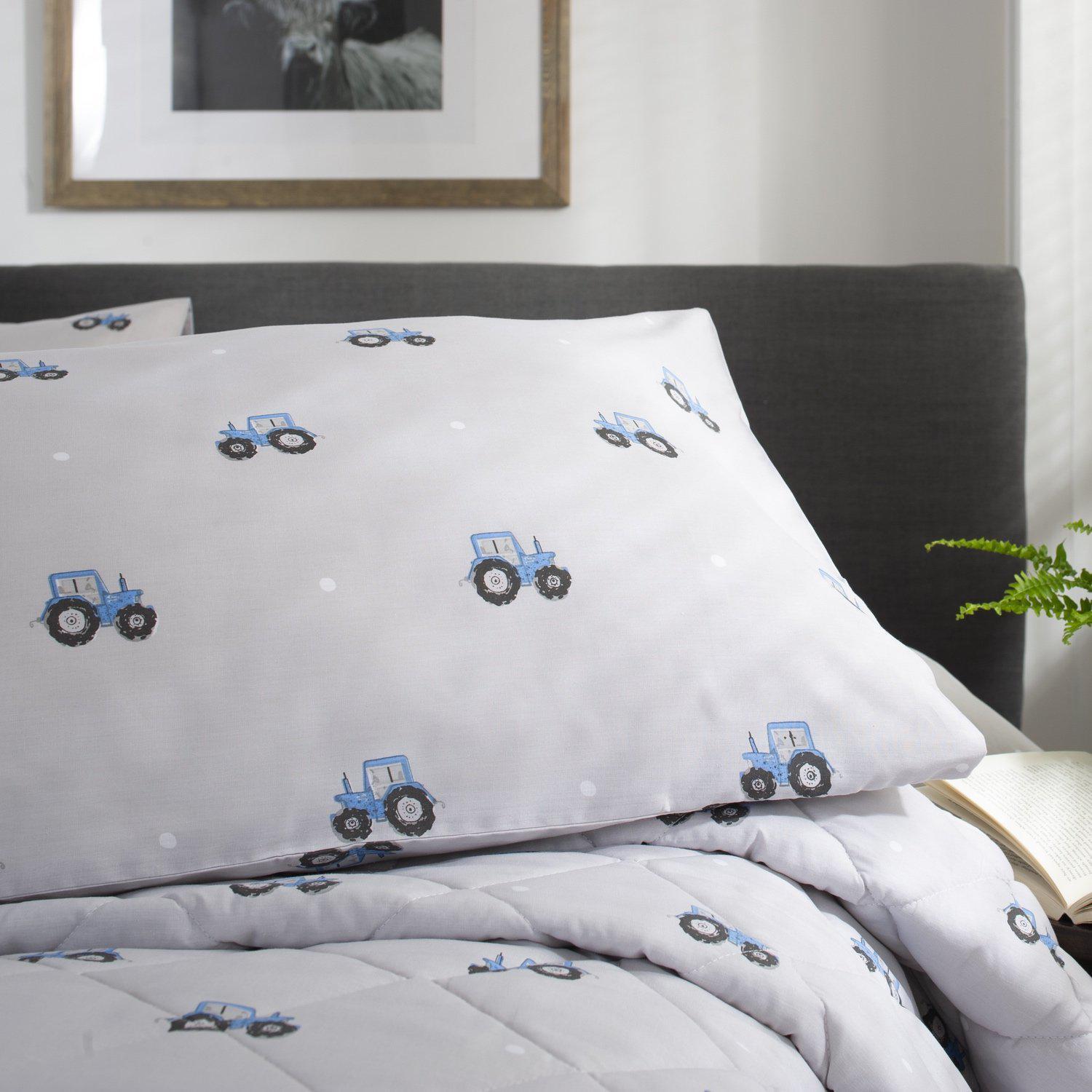 Deyongs 1846 Blue Tractors Duvet Cover Set - Farmhouse Style Bedding, Soft Cotton 3-Piece Set (Duvet Cover + 2 Pillow Shams) - Perfect for Country Themed Bedrooms, Guest Rooms & Farmhouse Decor