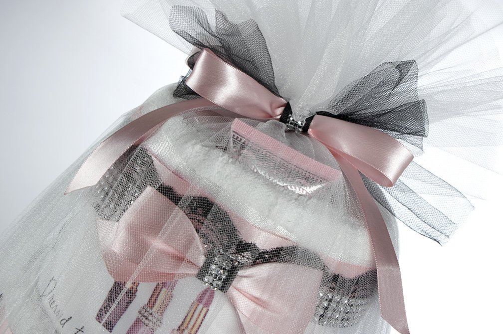 Elegant Towel Cake - Perfect Bridal Shower Gift or Wedding Centerpiece Decoration for Baby Showers & Anniversary Parties