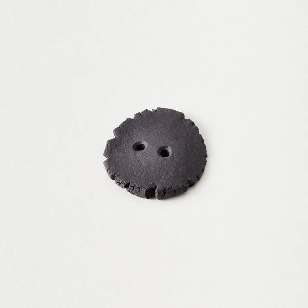 Antony Gormley Artist Button (Single) - Collectible Art Pin for Fans & Decor - Perfect for Jackets, Bags & Art Displays