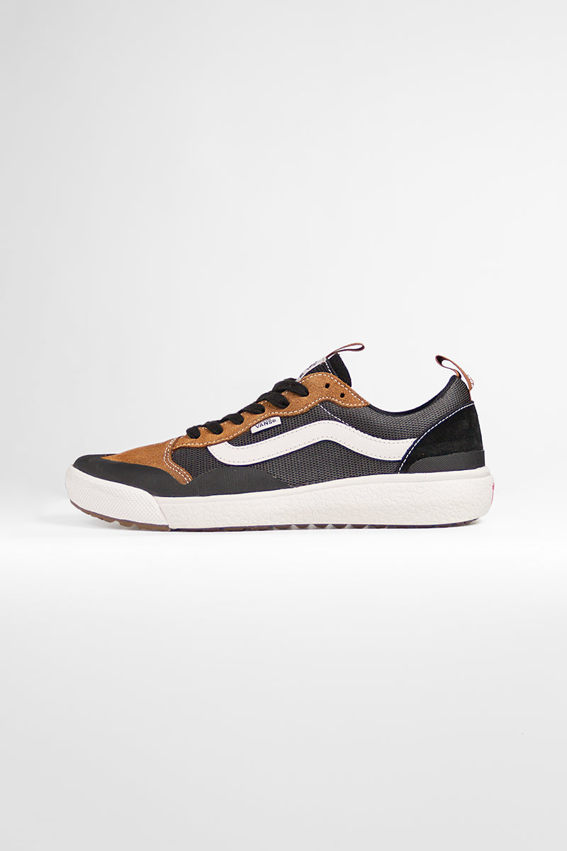 Vans Ultrarange Exo SE DRM Skate Shoes - Lightweight & Durable Sneakers for Men & Women - Perfect for Skateboarding, Running & Casual Wear