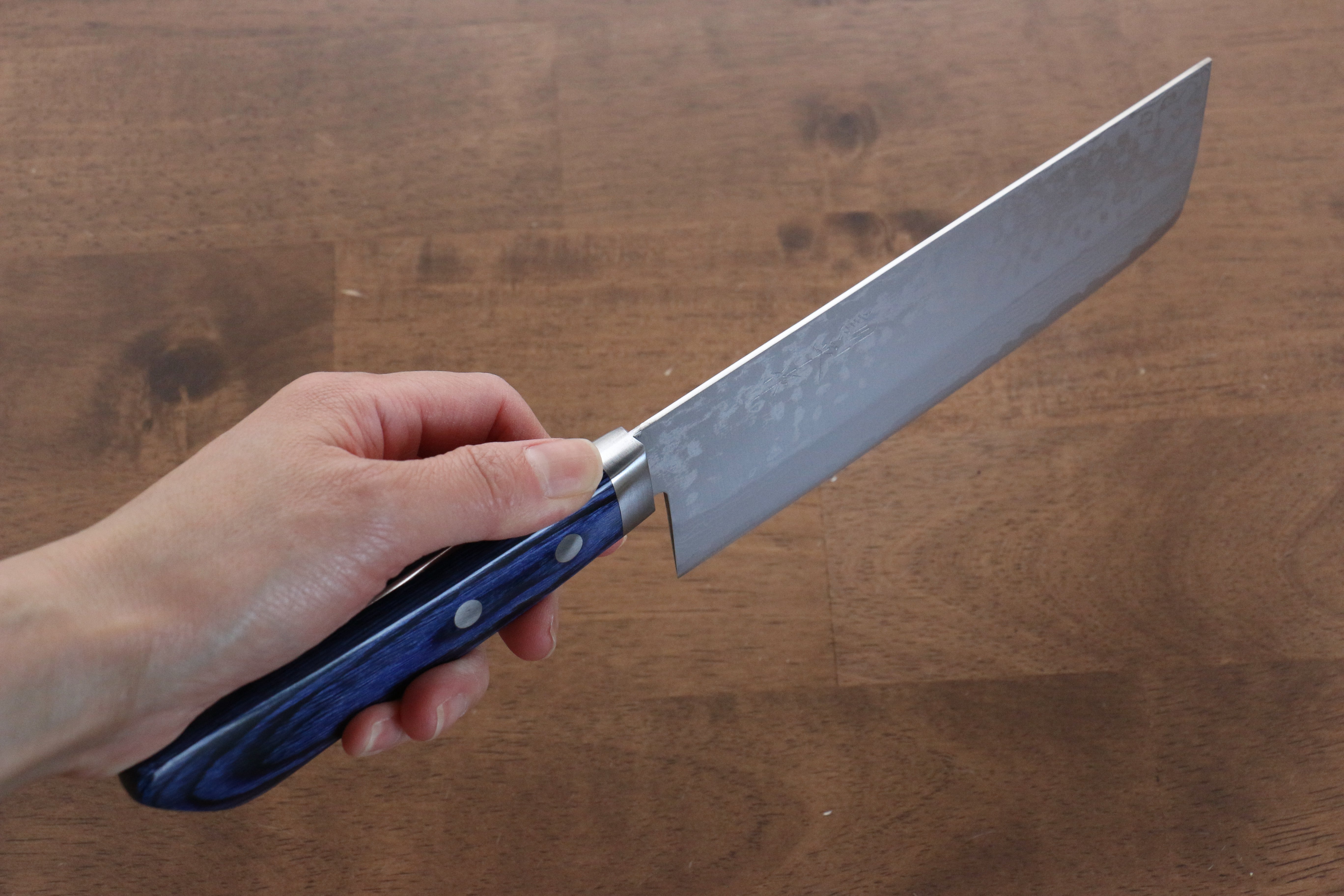 Premium Kunihira Sairyu VG10 Damascus Nakiri Knife 165mm - Japanese Chef Knife with Blue Pakka Wood Handle - Perfect for Sushi, Vegetables & Precision Cutting