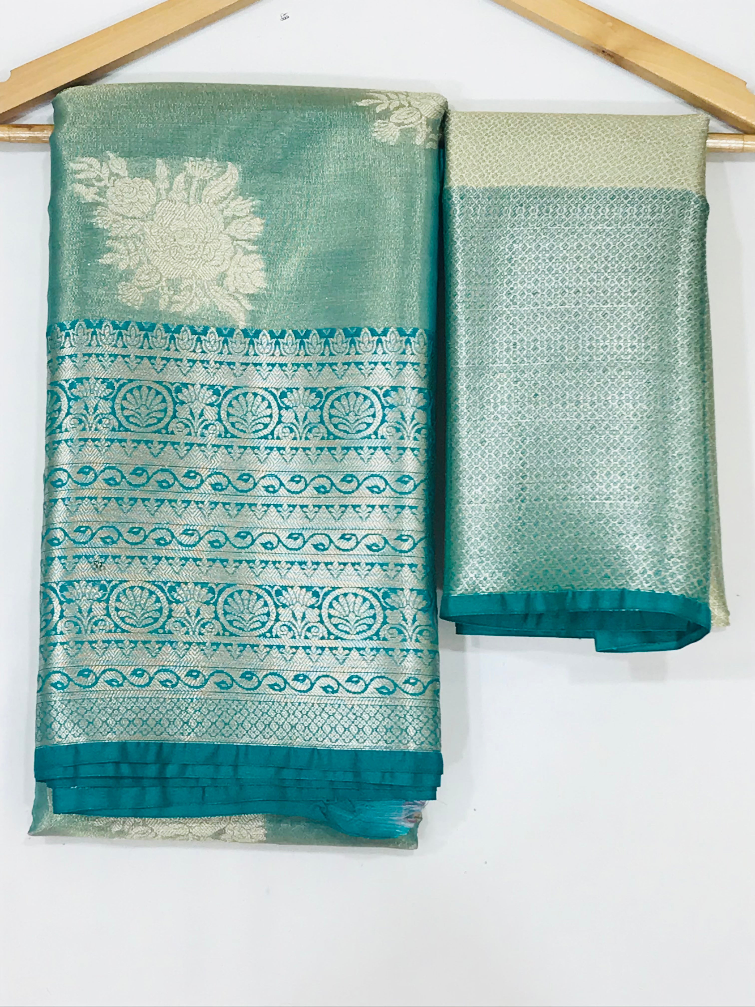 Elegant Green Pure Kanchi Tissue Silk Saree with Silver Zari Work for Women | Traditional Indian Attire for Weddings & Festive Occasions