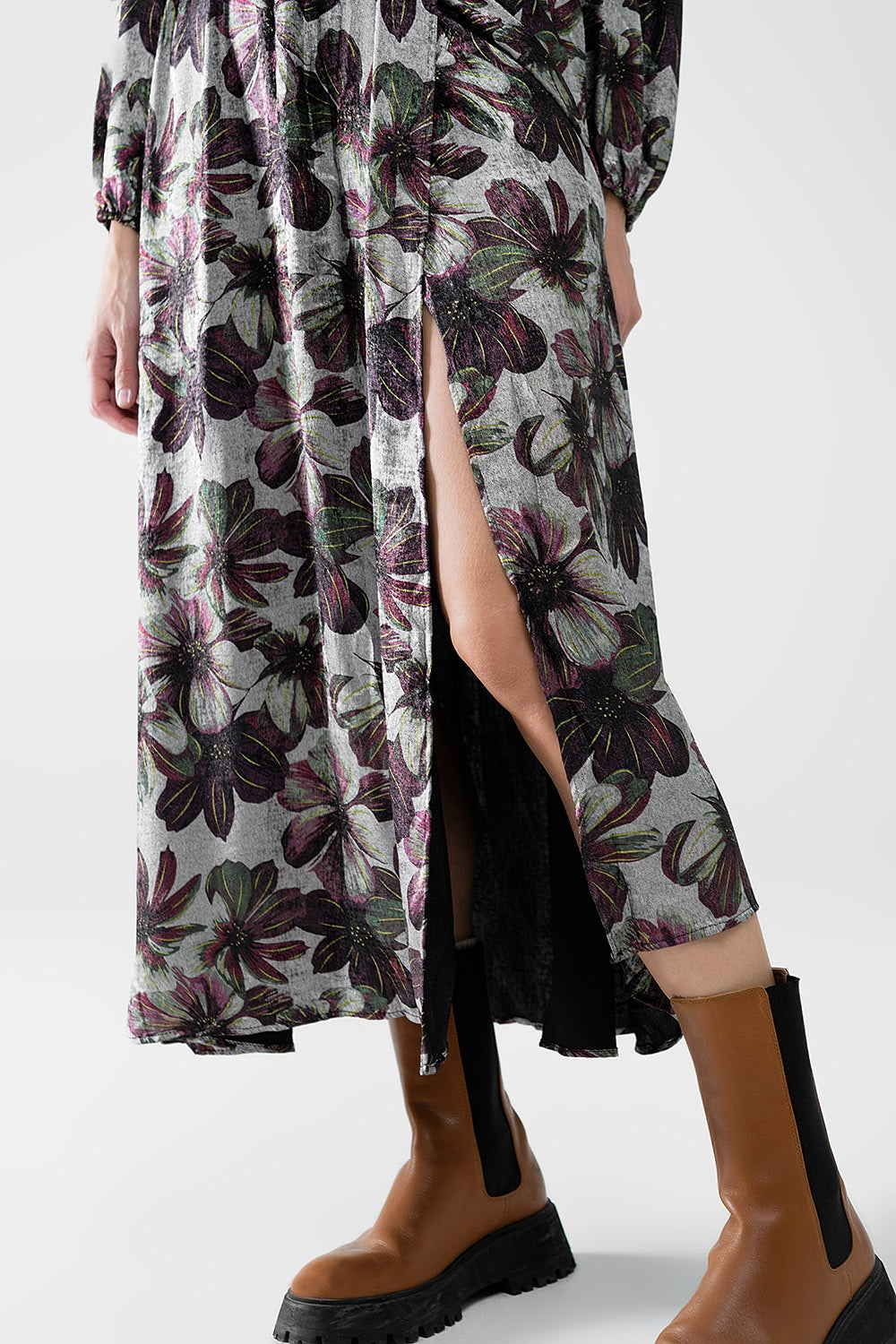 Elegant Metallic Floral Print Long Robe - Perfect for Loungewear, Spa Days & Relaxing at Home