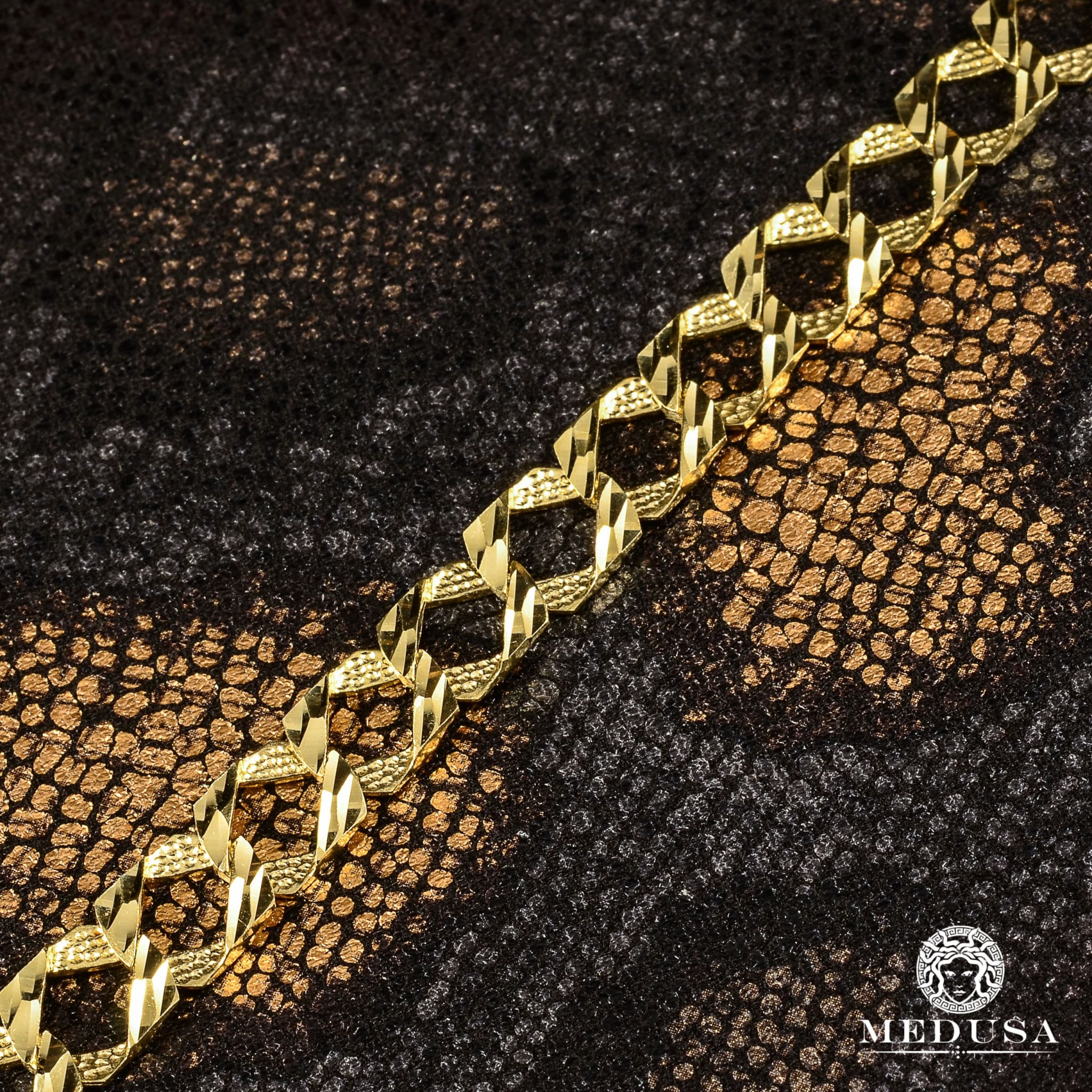 10mm Meshhy M447 - Durable Wire Mesh for DIY Projects, Gardening, and Home Improvement - Perfect for Fencing, Crafting, and Decorative Uses