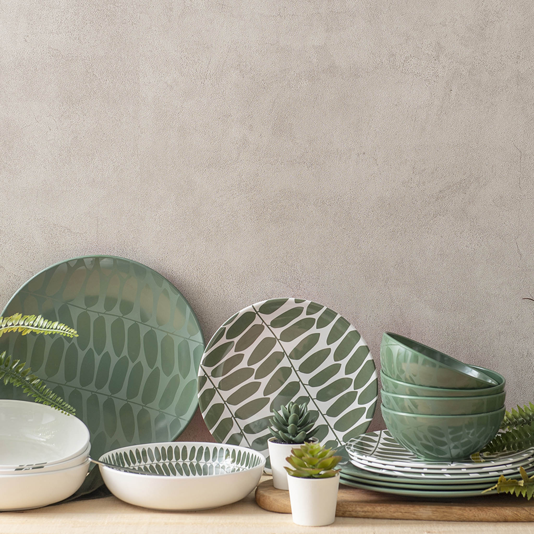 12-Piece Velvet Pine Green Melamine Dinnerware Set - Durable Plates & Bowls for Outdoor Dining, Picnics, and Camping