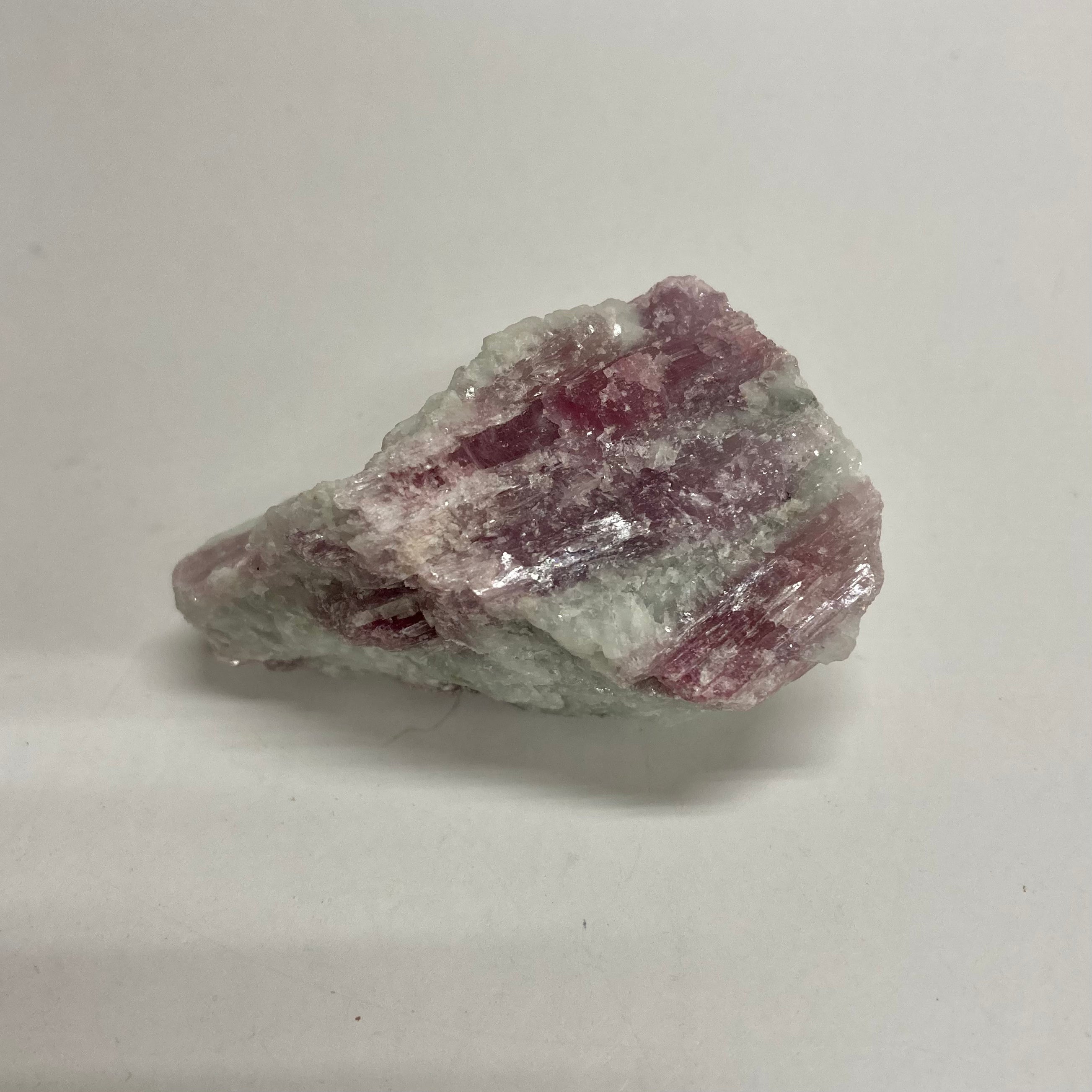 Natural Pink Tourmaline Gemstone Jewelry - Healing Crystal for Necklace, Ring & Bracelet - Perfect for Meditation, Energy Healing & Spiritual Gifts