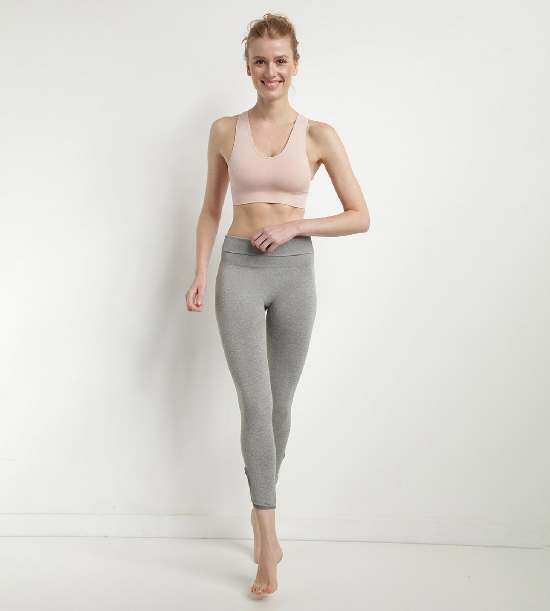 Seamless Sports Bra Rose Almond Chiné Dim - Comfortable Wireless Workout Top for Yoga, Running & Gym