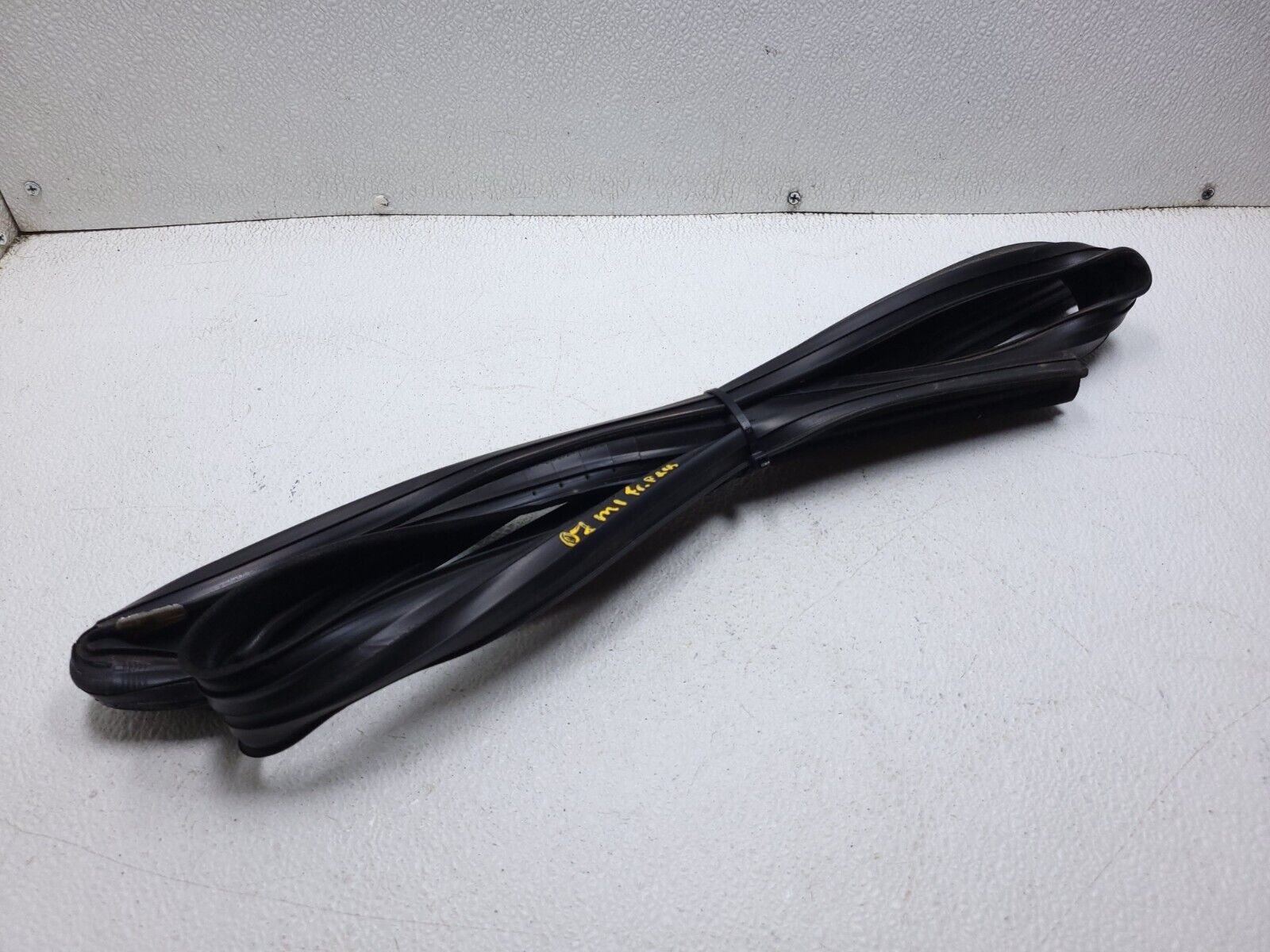 2006-2011 Mercedes ML500 Right Front Passenger Door Weatherstrip Seal OEM Replacement - Perfect for Weather Protection & Noise Reduction While Driving