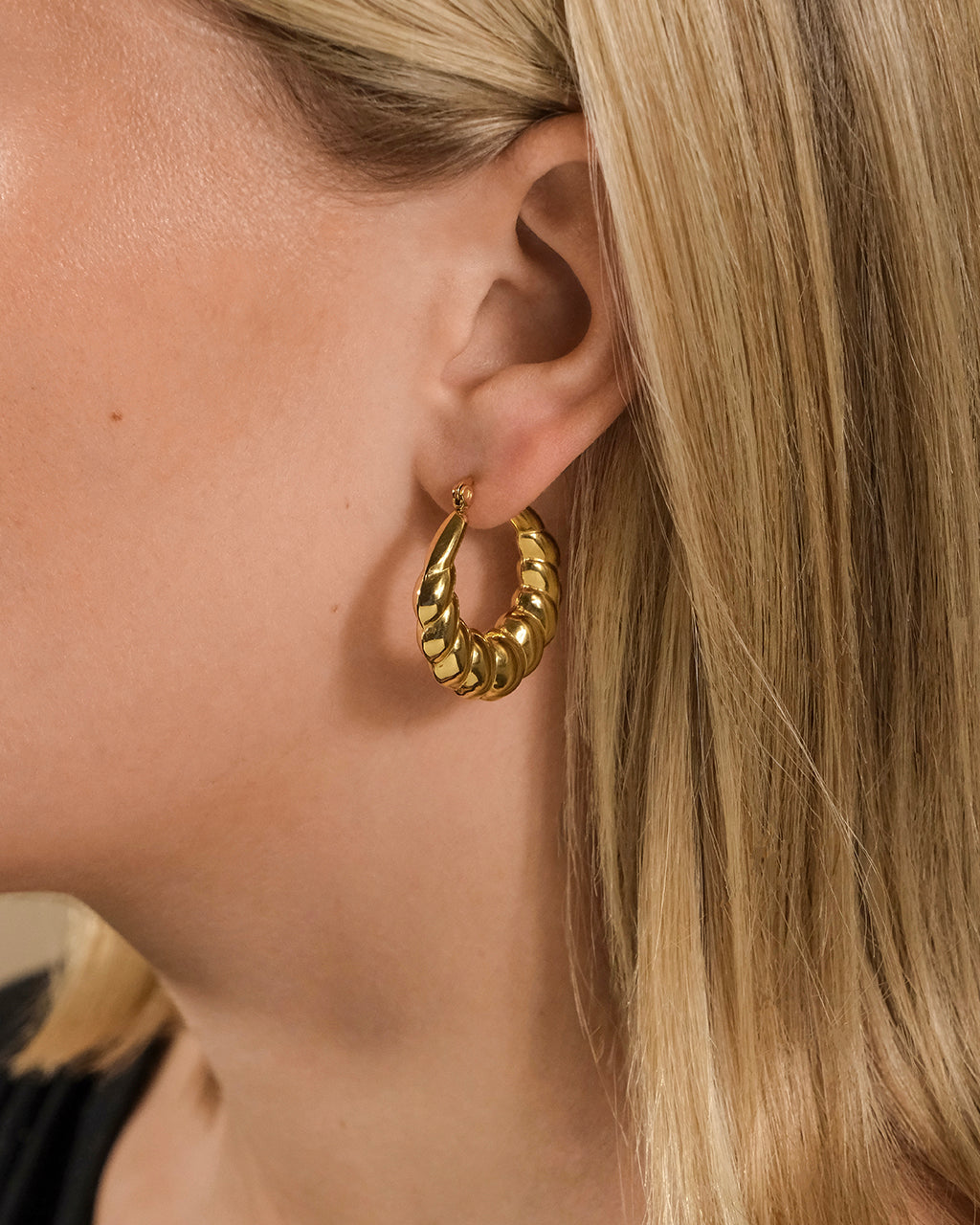 Piper Twisted Polished Hoop Earrings for Women - Elegant Gold/Silver Fashion Jewelry - Perfect for Parties, Weddings & Everyday Wear