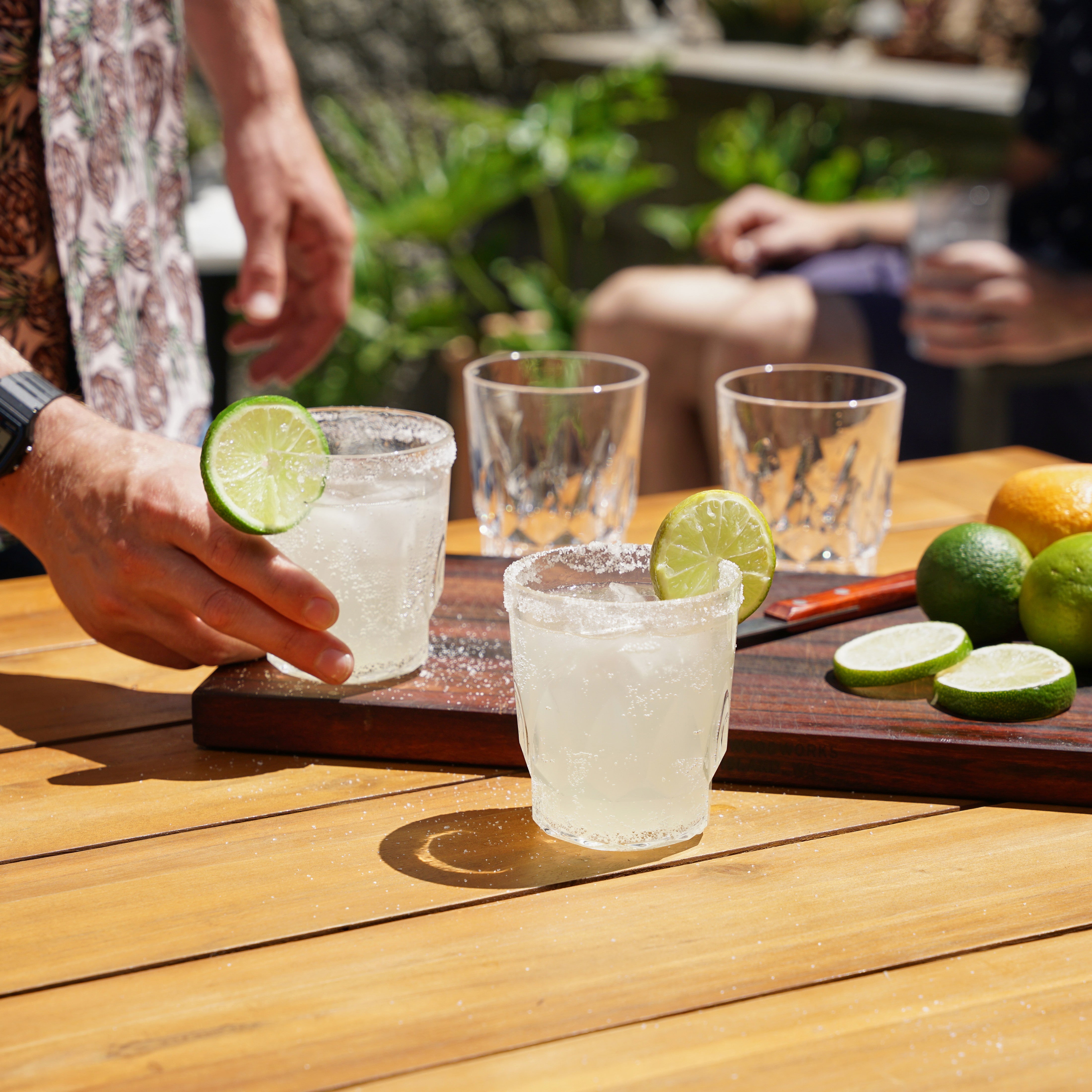 Shatterproof Acrylic Rocks Tumblers Set of 4 - BPA-Free Unbreakable Drinking Glasses for Whiskey, Cocktails & Iced Coffee - Perfect for Outdoor Parties, BBQs & Home Bar Use