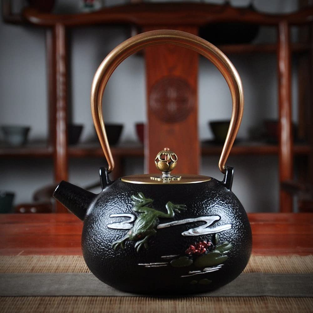 1.2L Japanese Cast Iron Teapot - Traditional Tetsubin for Tea Ceremony, Brewing Loose Leaf Tea, Perfect for Home, Office & Gifting (Frog Design)