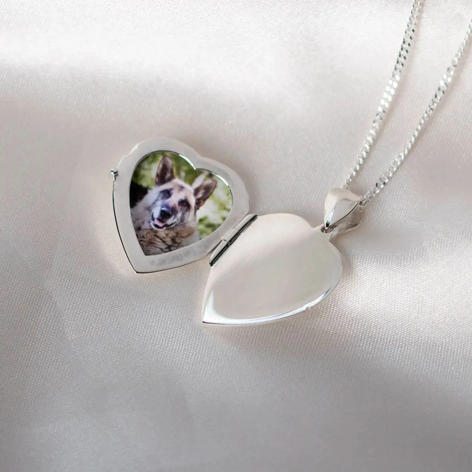 Memorial Photo Locket for Ashes - Silver Heart Keepsake Urn Jewelry for Loved Ones | Perfect for Remembrance, Funeral, or Anniversary Gifts