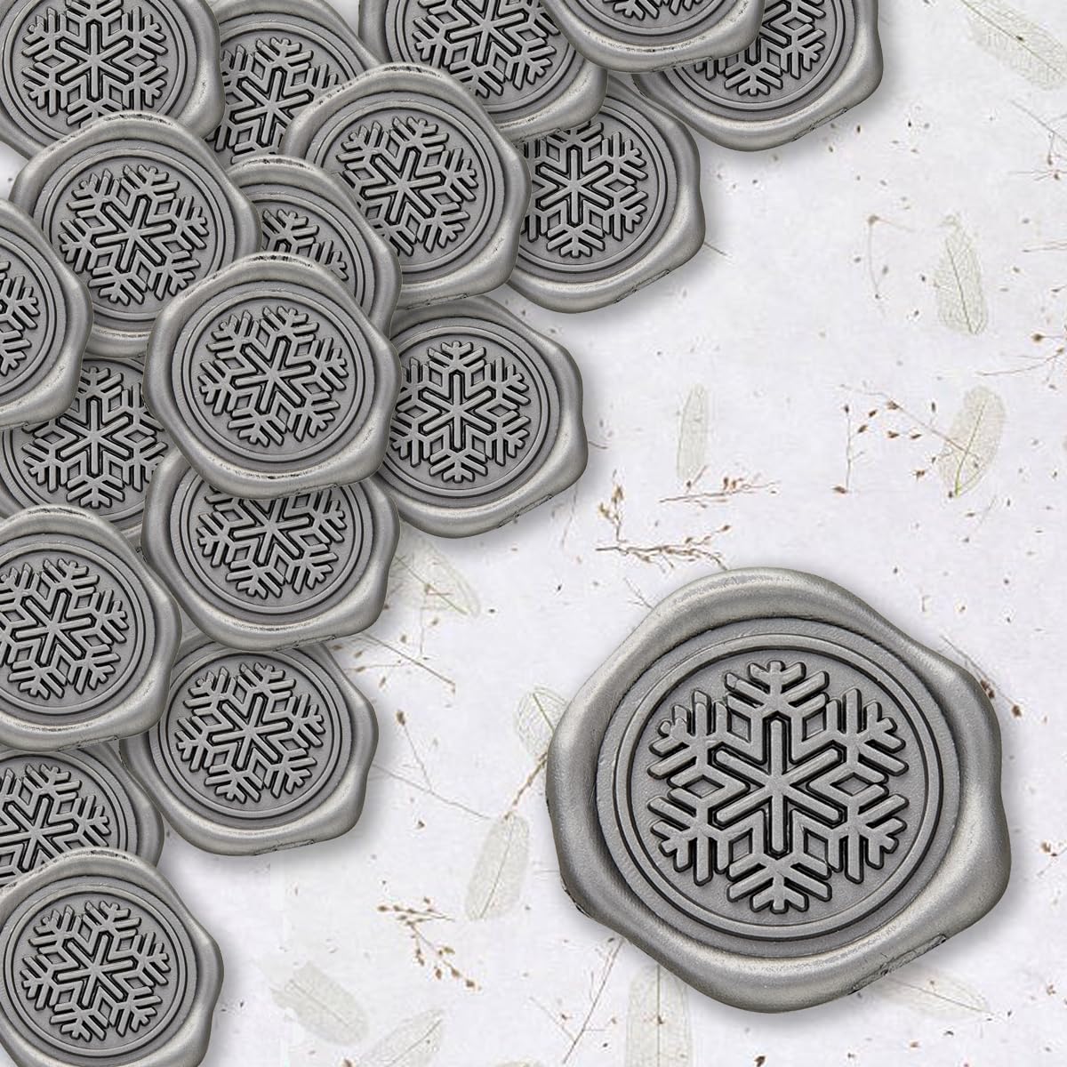 Snowflake Christmas Wax Seal Stickers - 25 Self-Adhesive Envelope Seals for Holiday Cards, Gift Wrapping & Scrapbooking - Festive Winter Decorations for Letters, Invitations & DIY Crafts