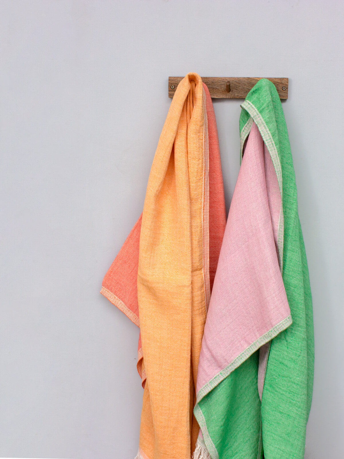 Premium Turkish Samos Hammam Towel - Soft & Absorbent Leaf & Rose Design for Spa, Beach & Yoga | Luxury Bath & Travel Towel