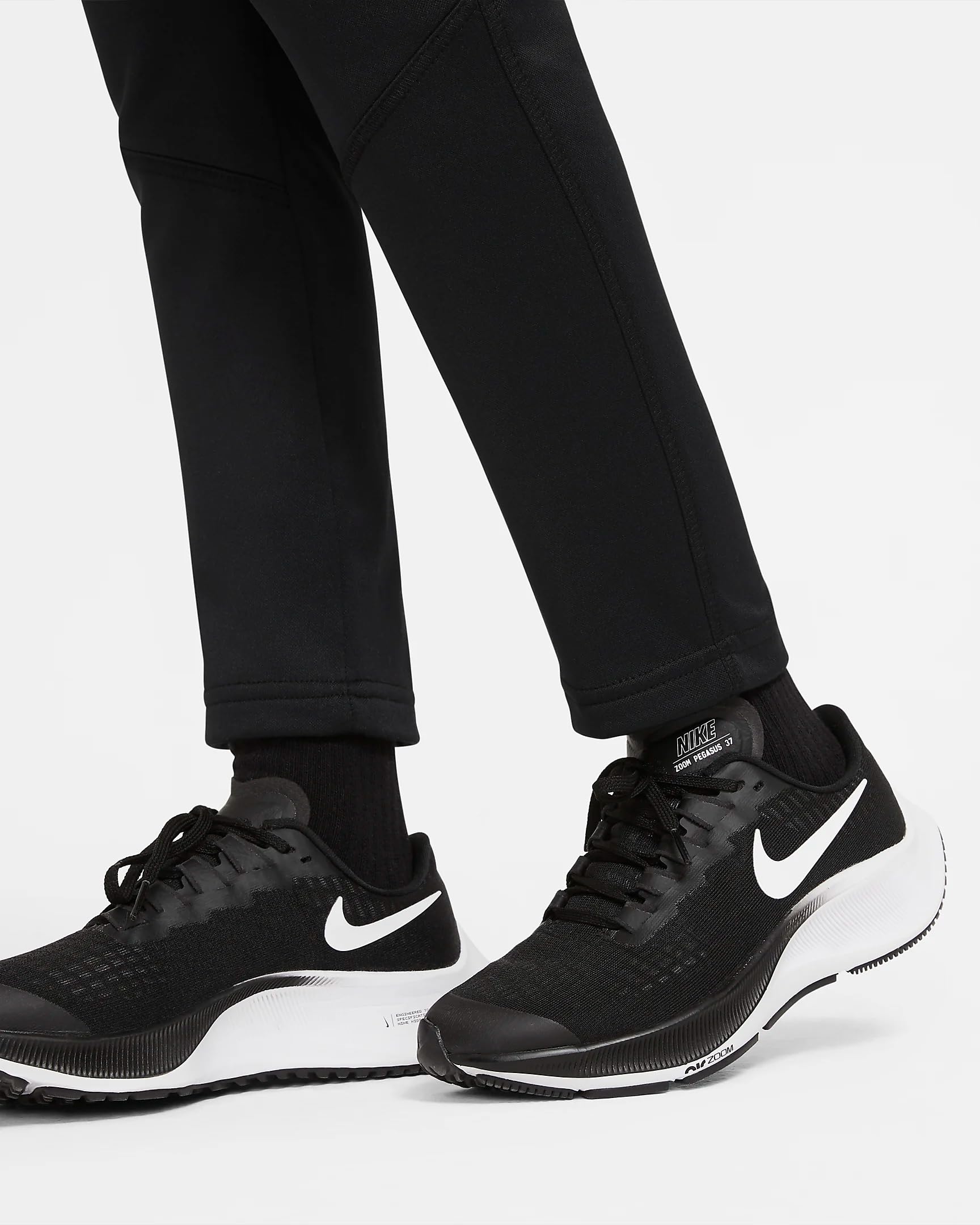 Nike Boys' Fleece Jogger Sweatpants - Soft & Comfortable Athletic Pants for Running, Gym, and Casual Wear
