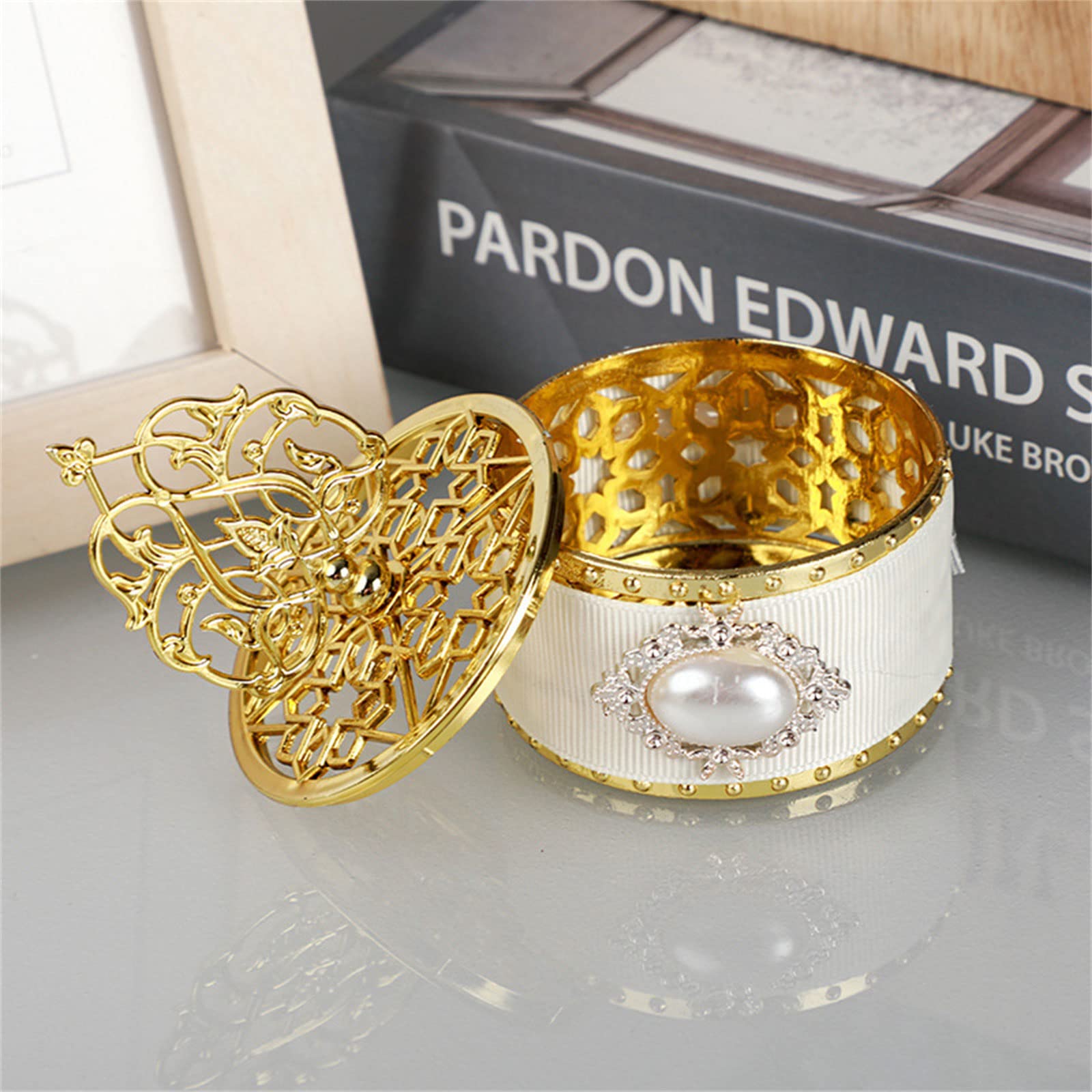 Elegant Gold Candy Box with Pagoda Beads - Premium Chocolate Gift Box for Baby Showers, Weddings & Party Favors - Perfect for Bridal Showers, Birthday Parties & Special Events