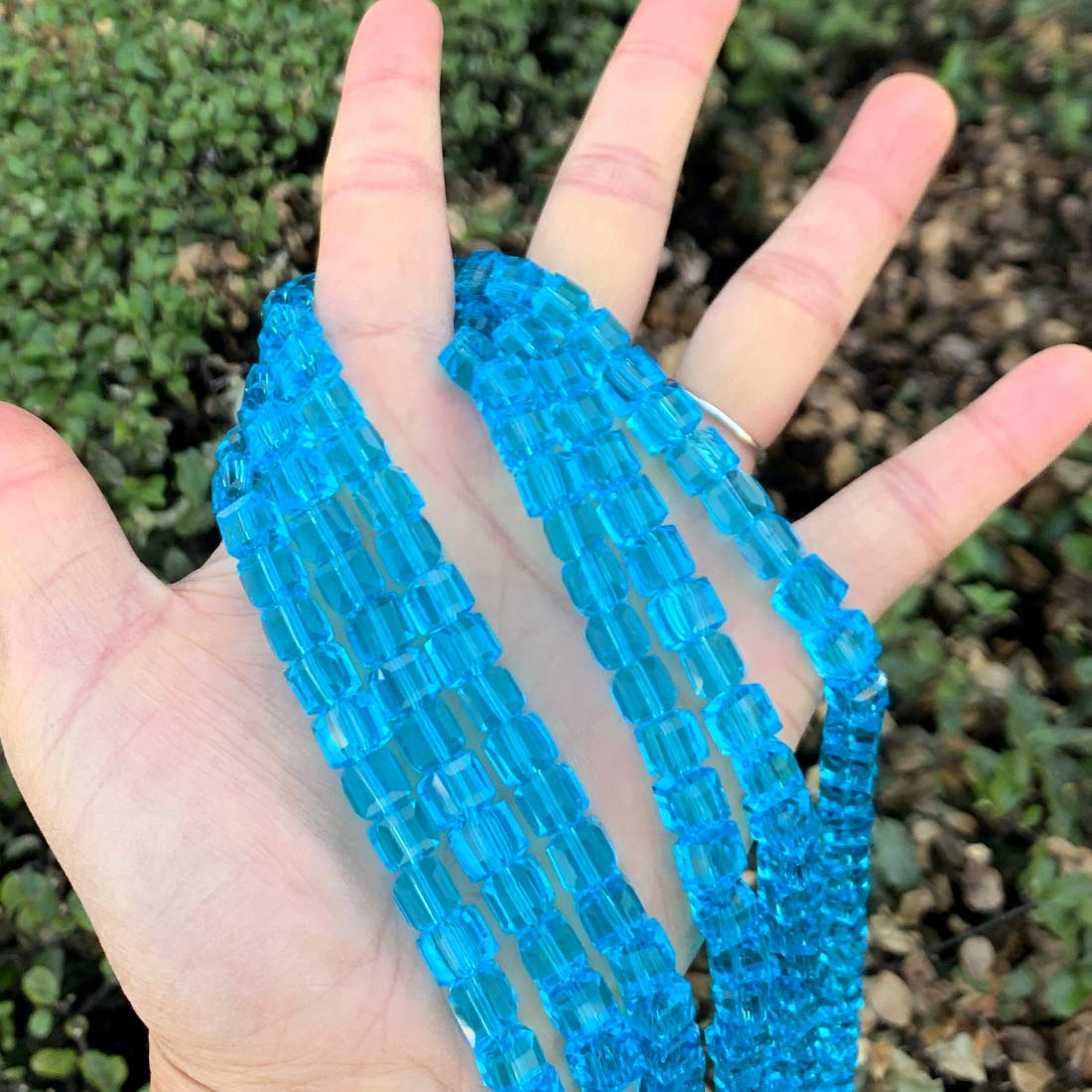Czech Glass Beads 8mm (0.31 Inch) Aqua Blue Faceted Cube Spacer Beads - 190-196pcs Bulk for DIY Jewelry Making, Bracelets, Necklaces & Craft Projects - Premium Quality Loose Beads for Jewelry Designers & Crafters